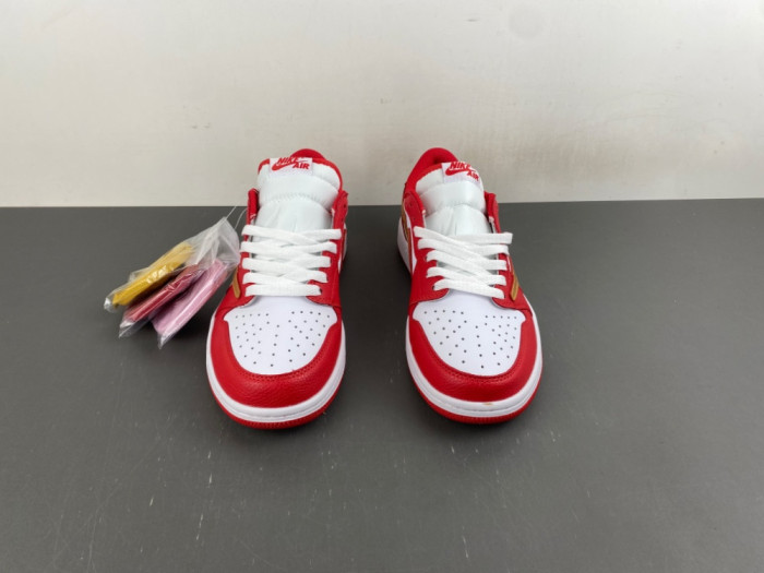 Travis Scott x Air Jordan 1 Low White Red