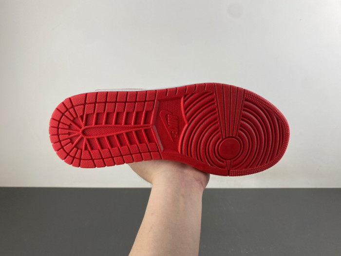 Travis Scott x Air Jordan 1 Low White Red