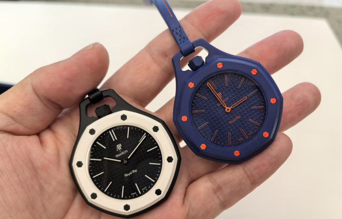 Swatch x Audemars P1g*et Royal Pop
