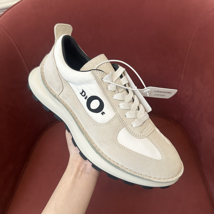 D1OR Squash Sneaker
