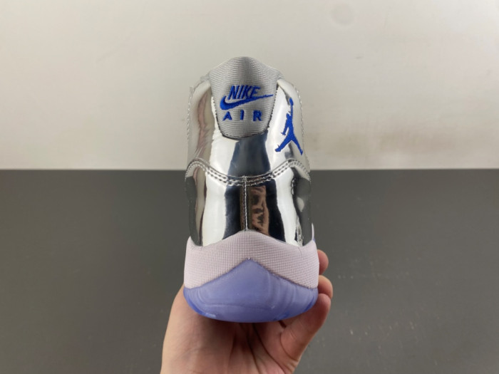 Air Jordan 11 Silver