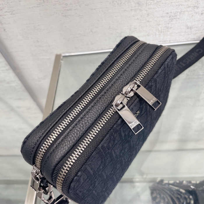 D1or Zipped Pouch with Strap--17 x 12.5 x 5cm