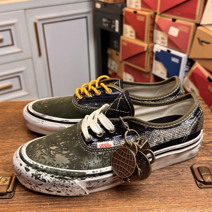Vans OTW Old Skool 36 Pearlized Shoes