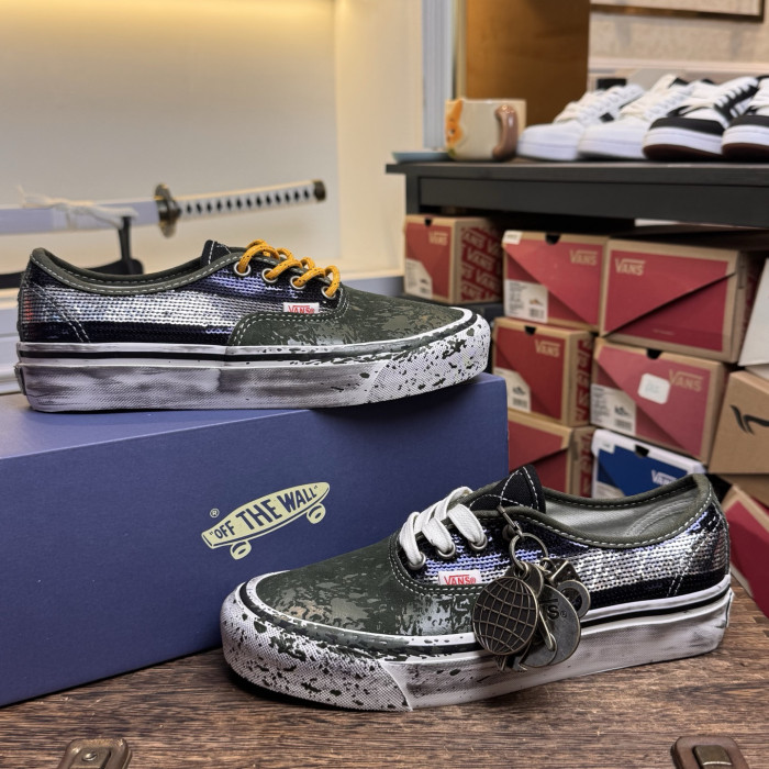 Vans OTW Old Skool 36 Pearlized Shoes