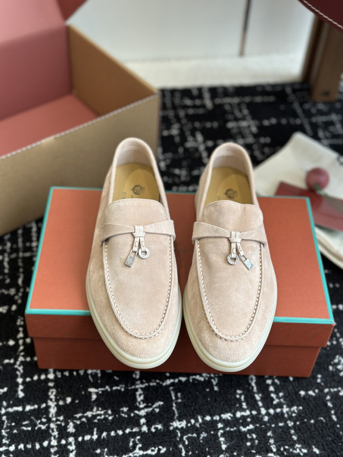 L0r0 P1ana Loafer