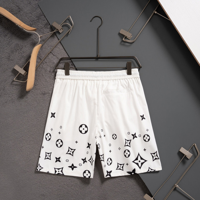 L1vv Short
