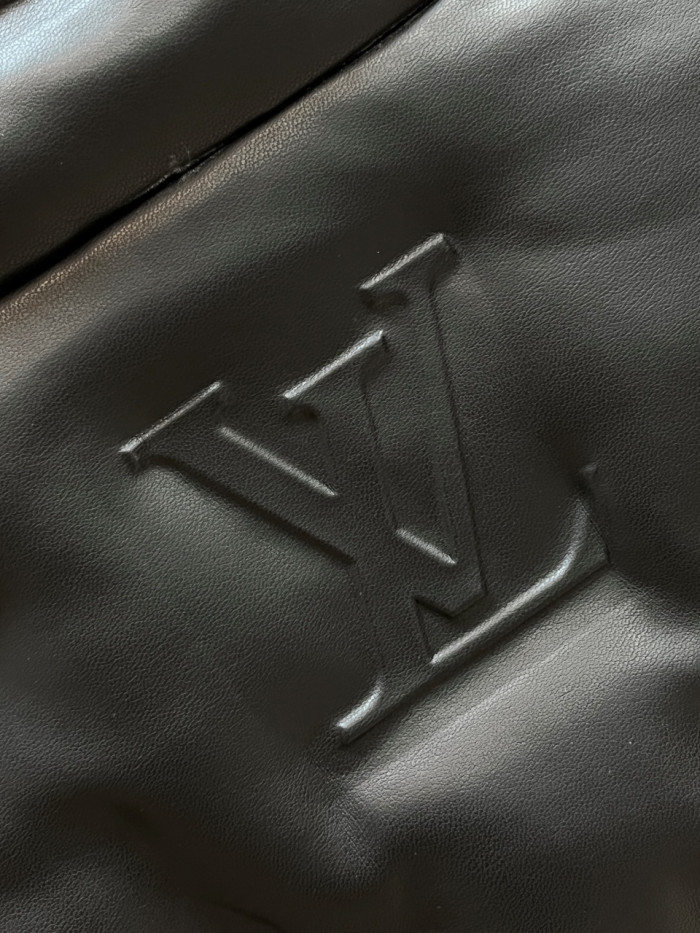 L1vv Down Vest