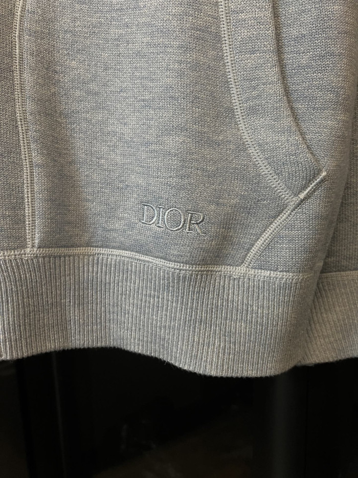 D1or Sweater