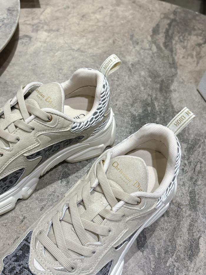 D1OR Chrono Sneaker