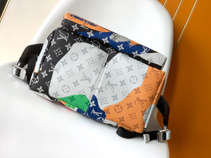 L1VV Backpack