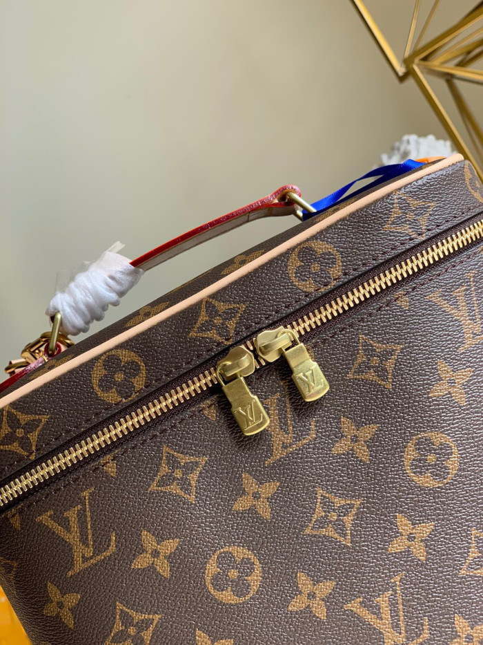 LIVV Vanity Case BB-18*14.5*24cm