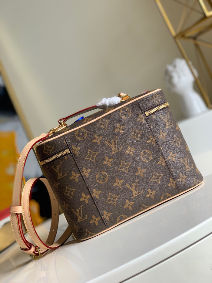 LIVV Vanity Case BB-18*14.5*24cm
