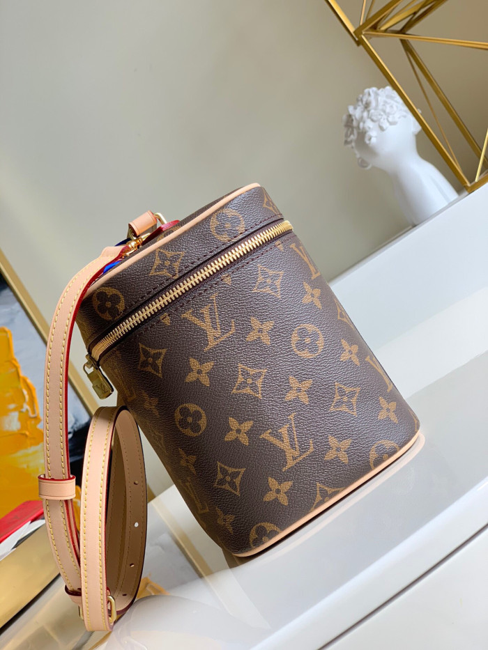 LIVV Vanity Case BB-18*14.5*24cm