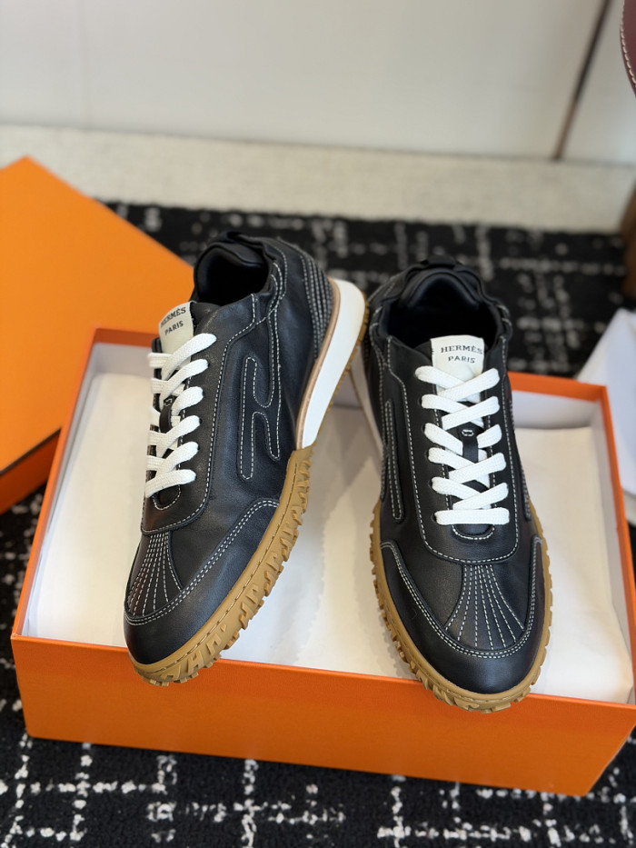 H**me5 Shoes