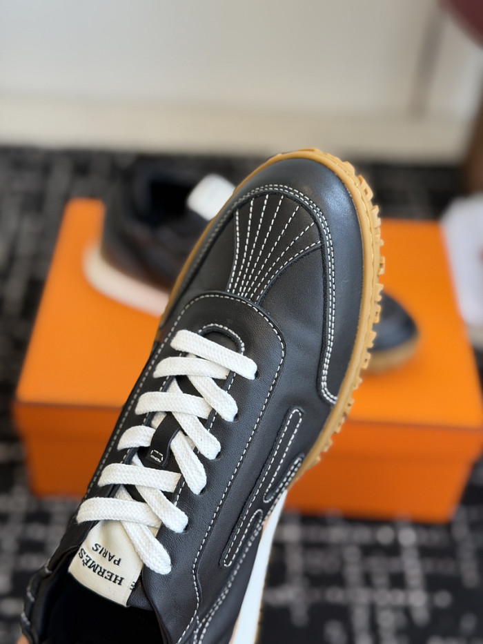 H**me5 Shoes