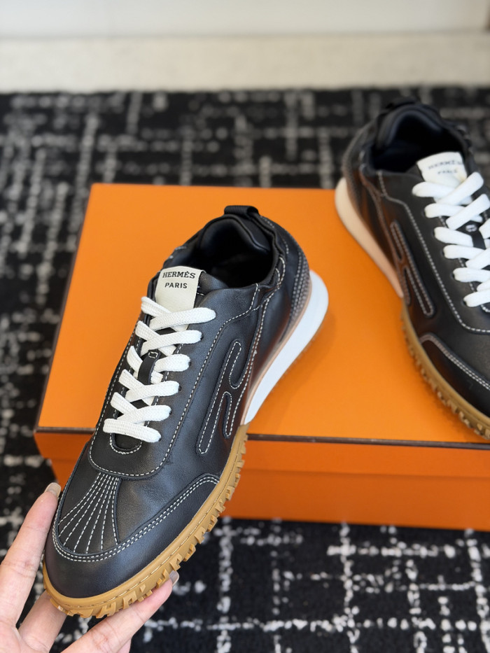H**me5 Shoes
