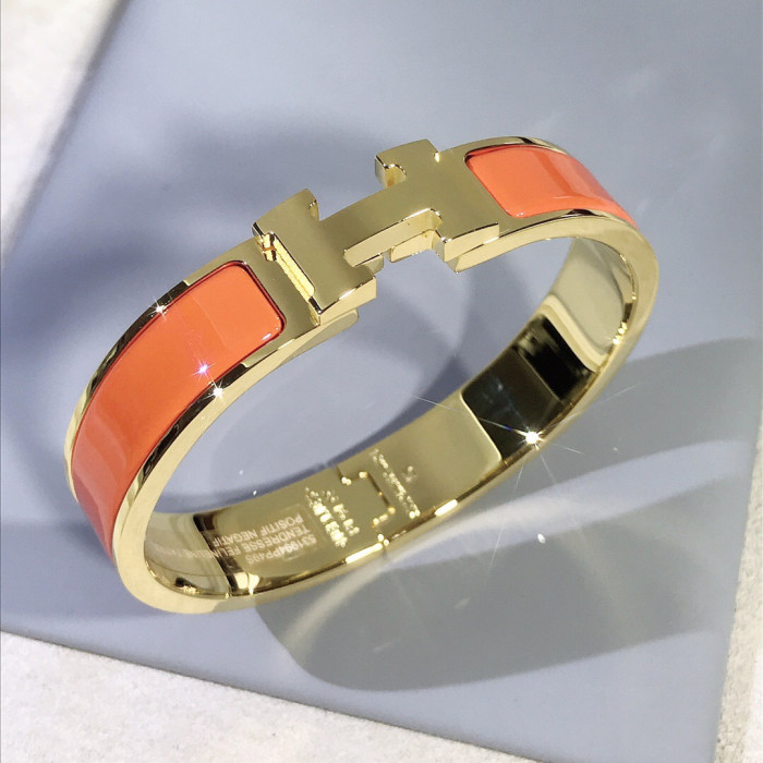 H**me5 Bracelet