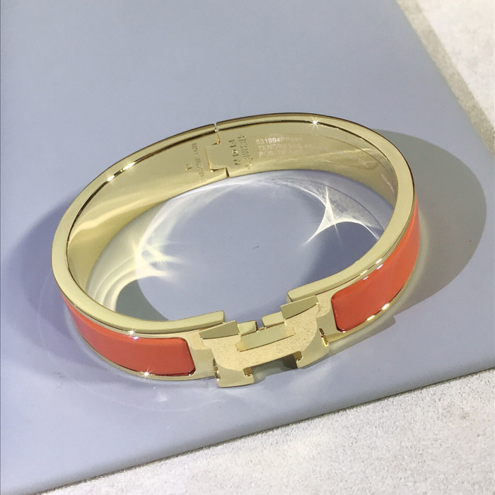 H**me5 Bracelet