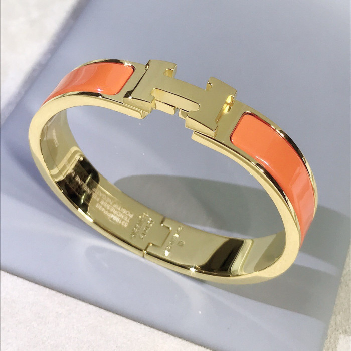 H**me5 Bracelet