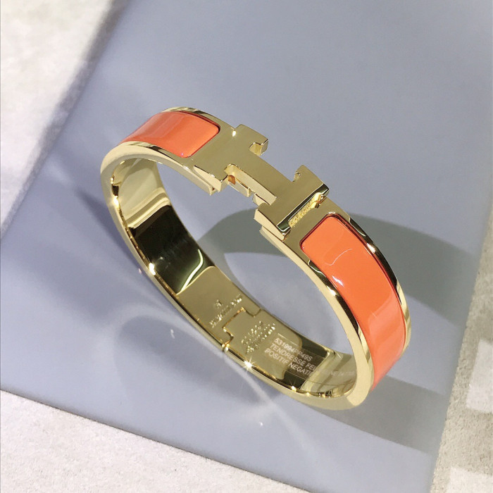 H**me5 Bracelet