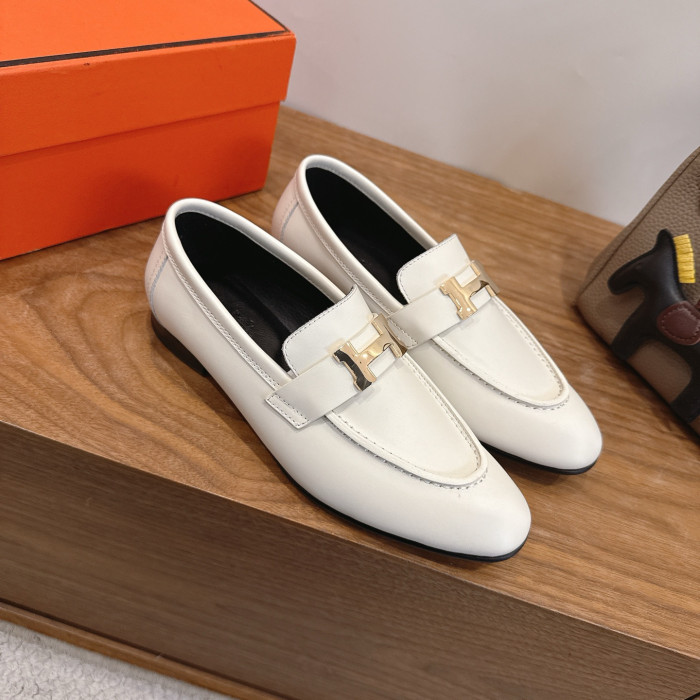 H**me5 Loafers