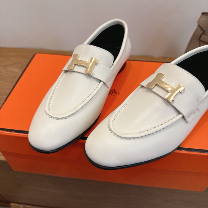 H**me5 Loafers