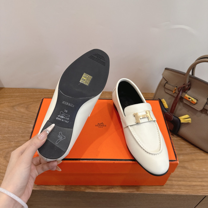 H**me5 Loafers