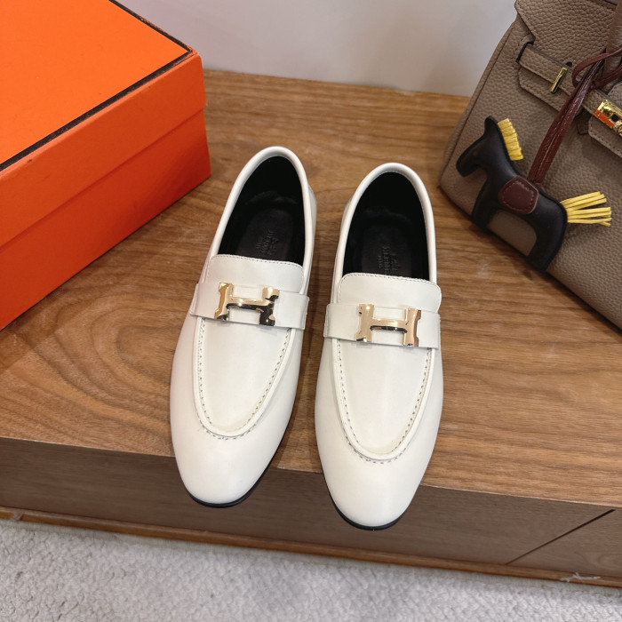 H**me5 Loafers