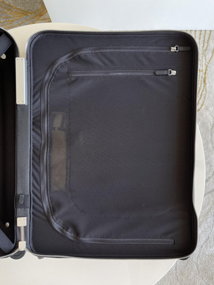 LIVV Luggage