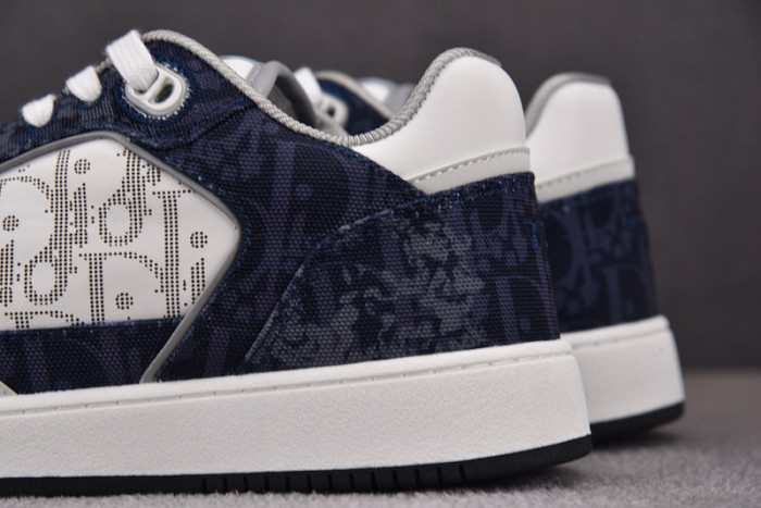B27 SNEAKER