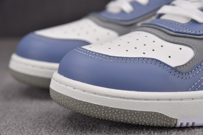 B27 SNEAKER
