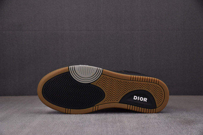 B27 SNEAKER