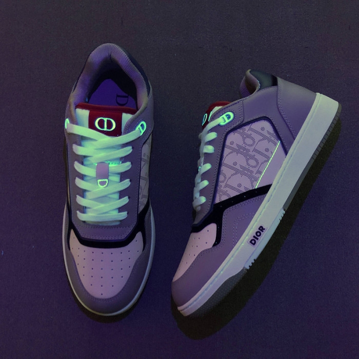 B27 SNEAKER