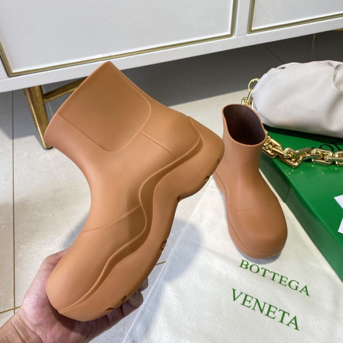 botteg*Ve*ne*ta puddle ankle boot