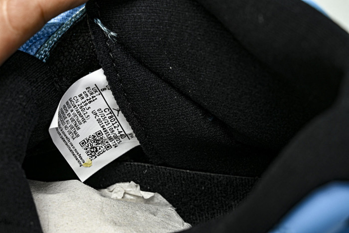 Air Jordan 11 Black Blue CT8012-440