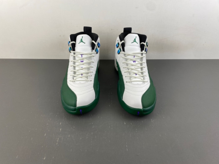 Air Jordan 12 “Bucks” CT8013-103