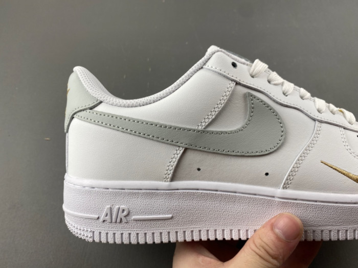 Nike Air Force 1 Low 
