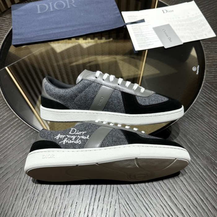 D1OR B01 Sneakers