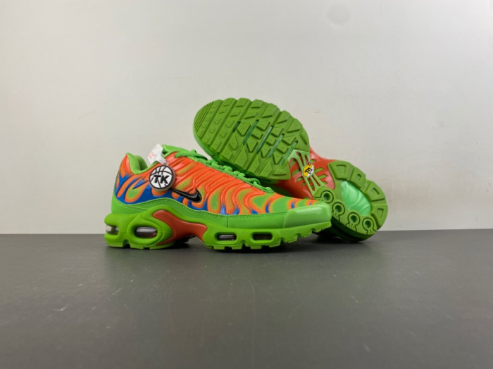 Nike Air Max Plus Svp*me Mean Green DA1472-300