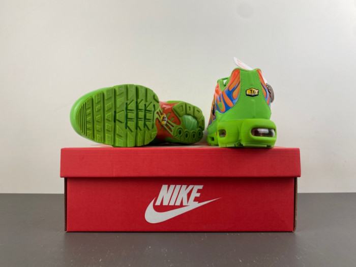 Nike Air Max Plus Svp*me Mean Green DA1472-300