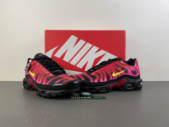 Nike Air Max Plus Svp*me University Red DA1472-600