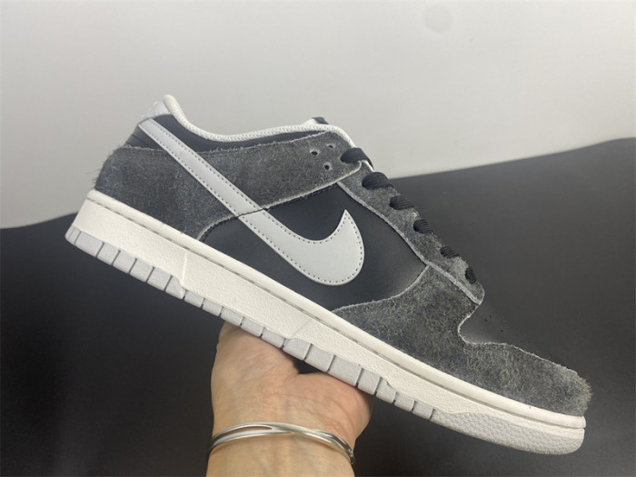 nike dunk low "zebra" dh7913-001