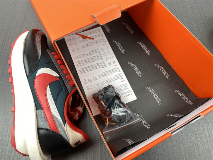 nike ld waffle sacai undercover university red dj4877-300