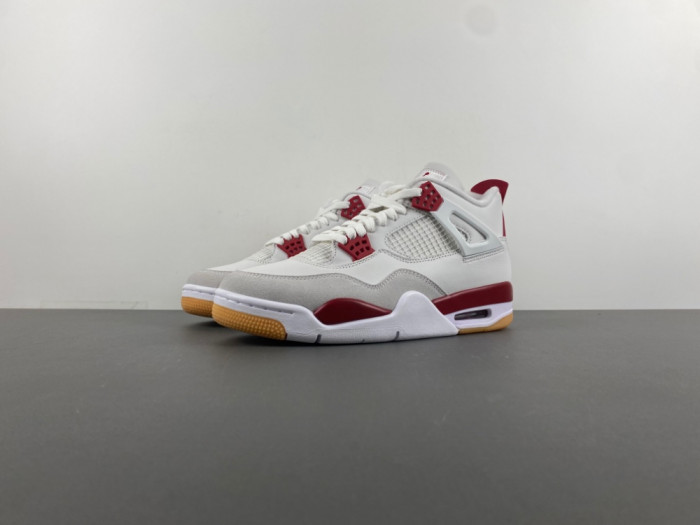 Nike SB x Air Jordan 4 “Varsity Red” DR5415-106