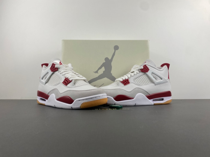 Nike SB x Air Jordan 4 “Varsity Red” DR5415-106