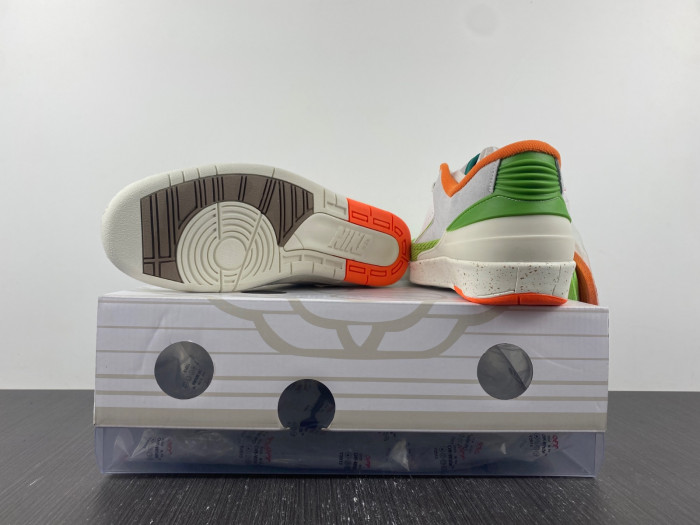 titan x air jordan 2 low wmns dv6206-183