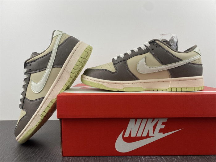 nike dunk low khaki fb4960-210