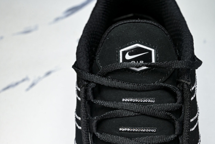 Nike Air Max Plus Swarovski Moonlight FZ4237-001