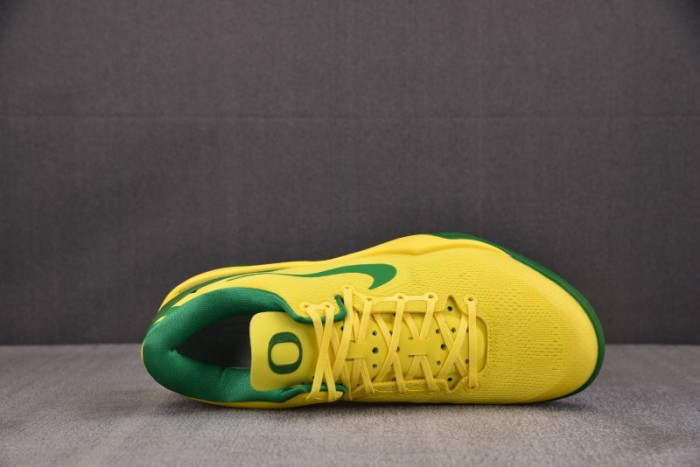 Nike Kobe 8 “Oregon Ducks” PE H023-HF7458