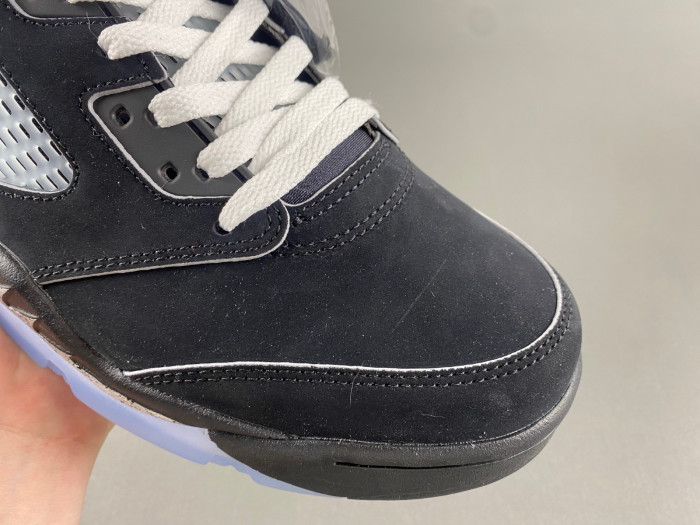 Air Jordan 5 “Black Metallic Reimagined” HF3975-001
